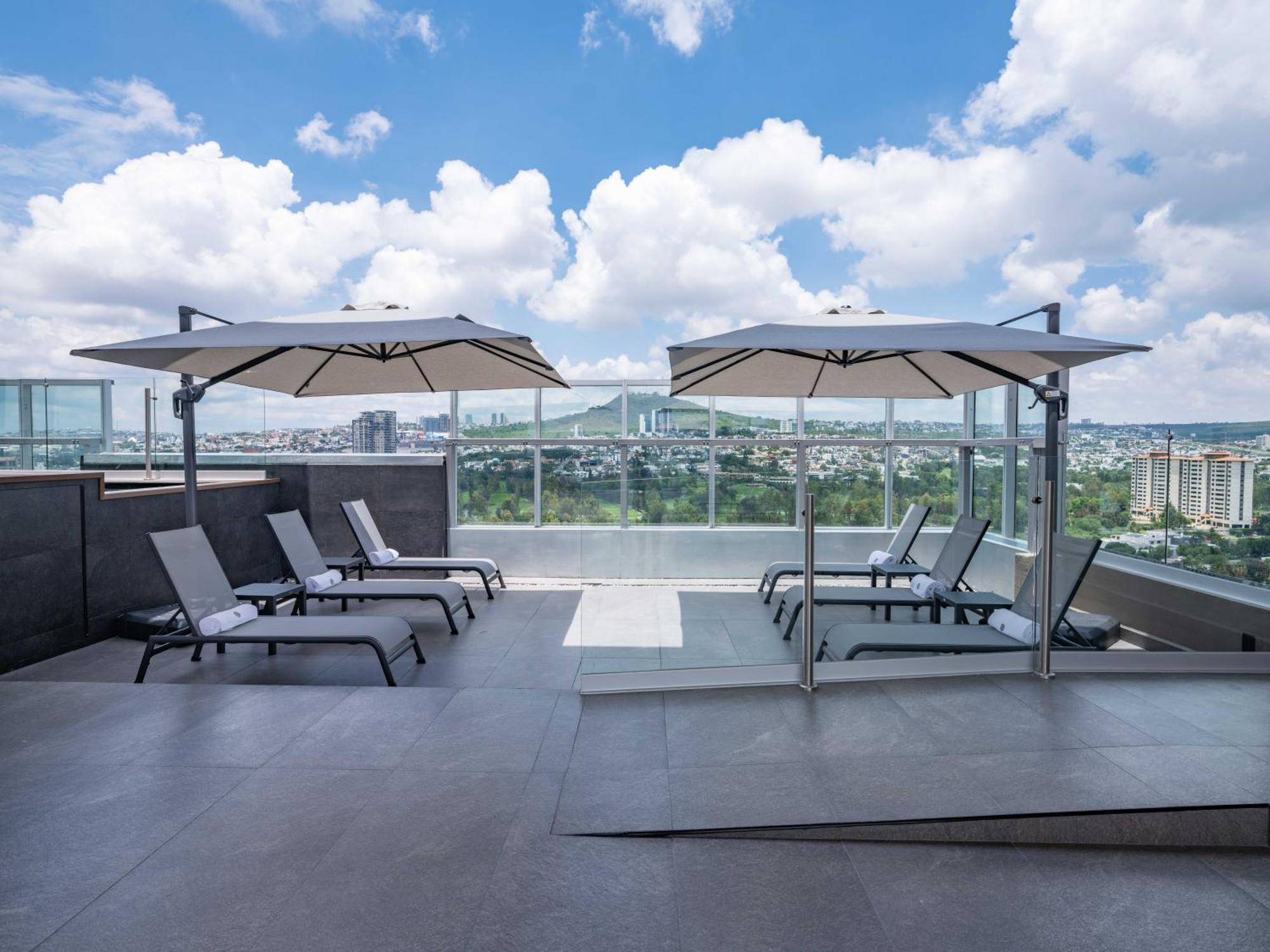 Galeria Plaza Leon Otel Dış mekan fotoğraf